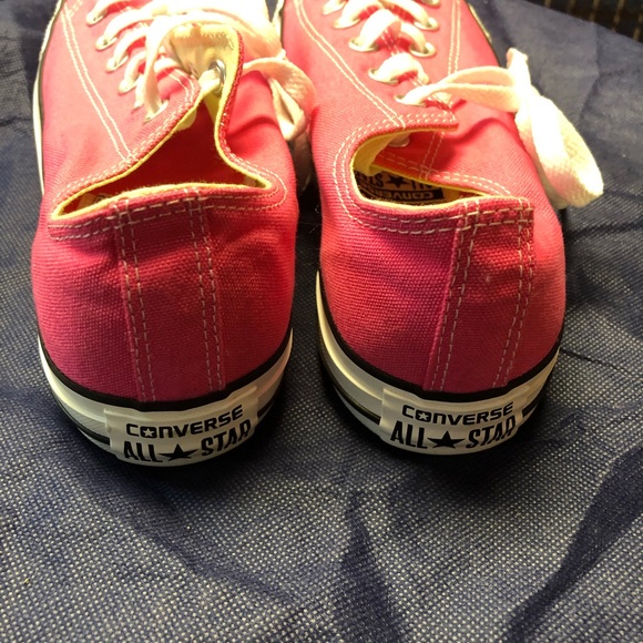 Converse all-stars - in pink! - Picture 3 of 3